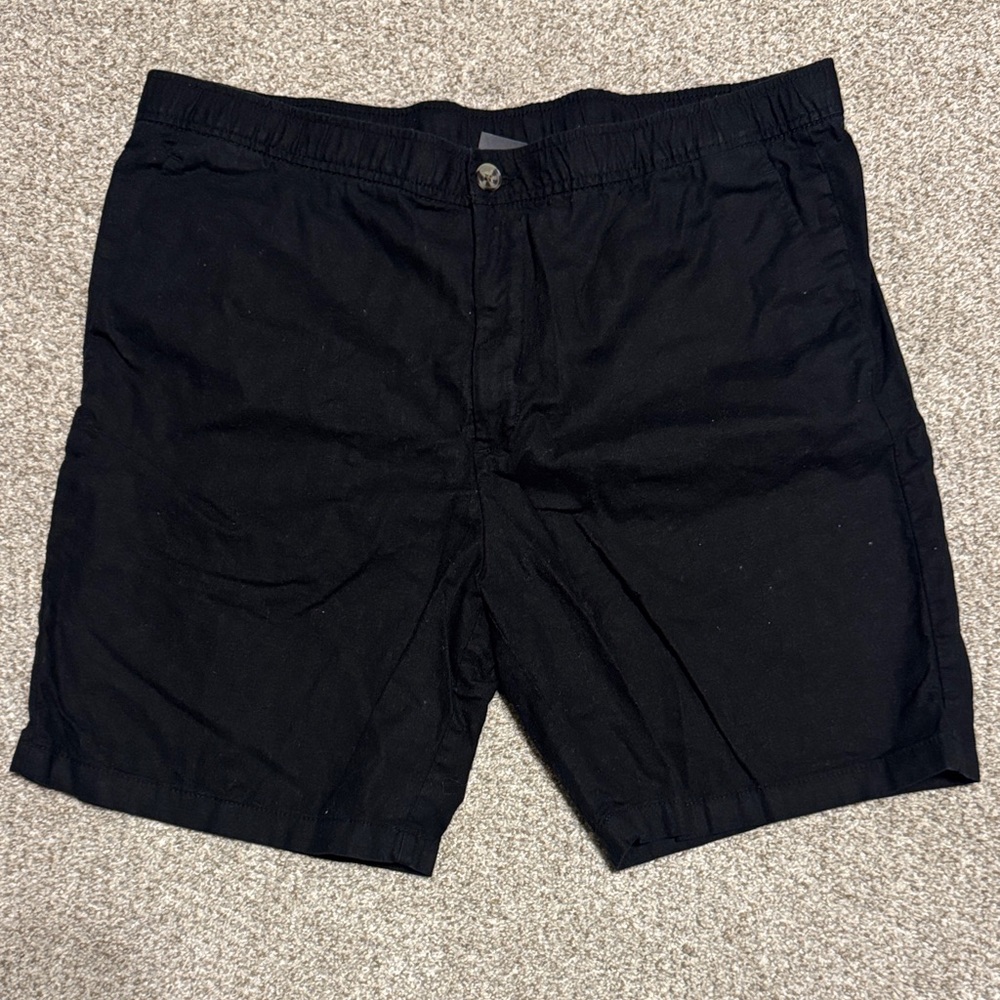 Black H&M shorts